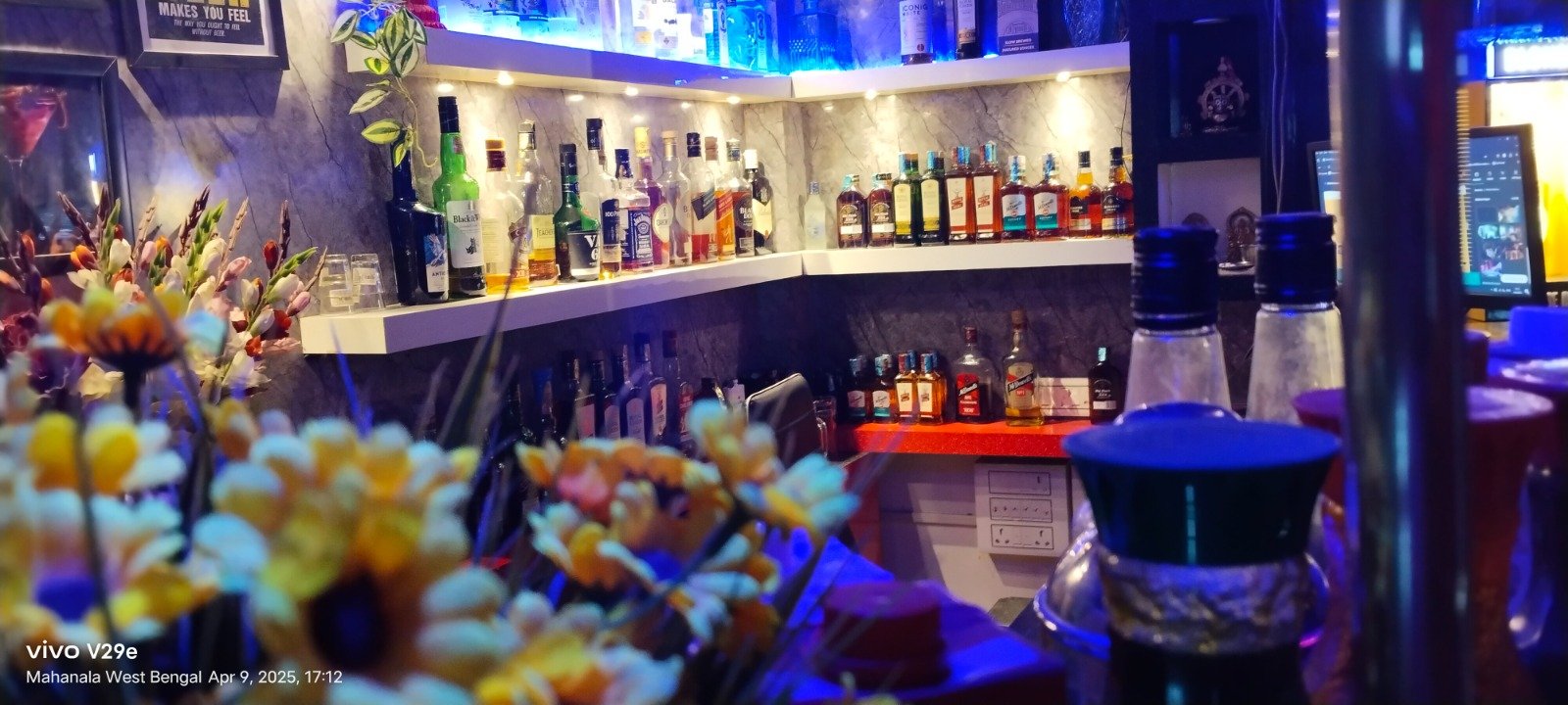BAR B Q Gallery
